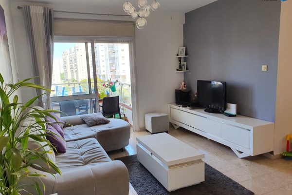 WhatsApp Image 2025-05-05 at 16.53.37